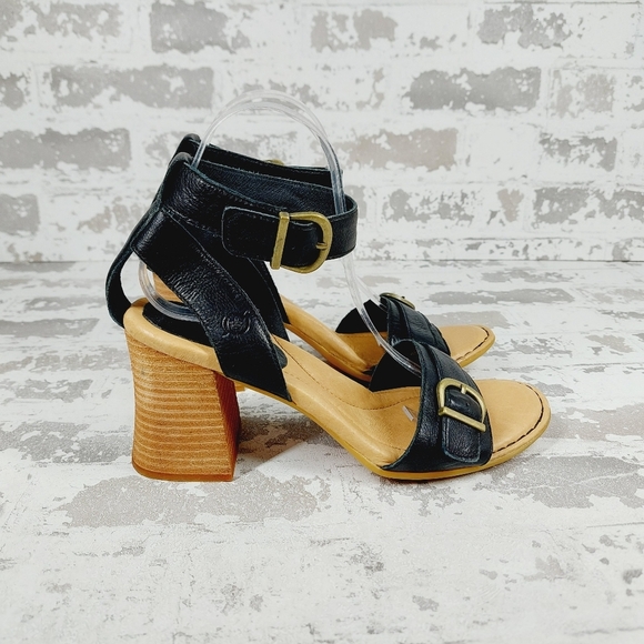 NEW Born Tahlia Black Leather Open Toe Ankle Strap Block Heel Sandals M760 - Picture 5 of 13